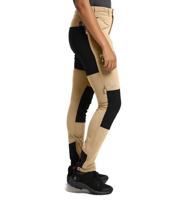 Rugged Slim Pant Women Sand/True Black Rugged Slim Pant Women Sand/True Black